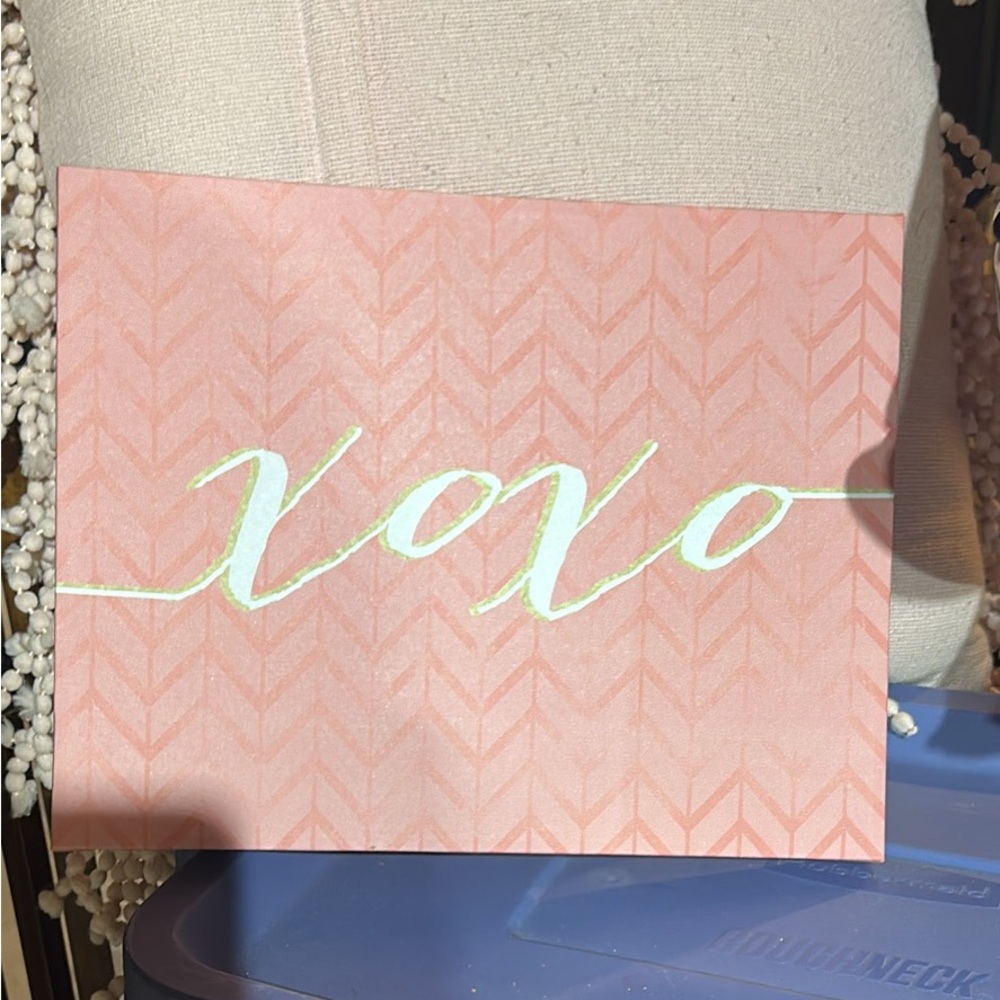 Pink 'XOXO' Decorative Card